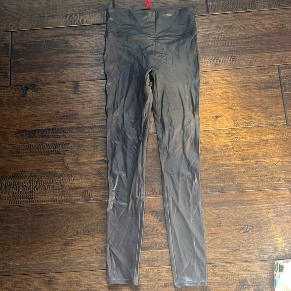 Spanx Dark Gray Faux Leather Legging Size M